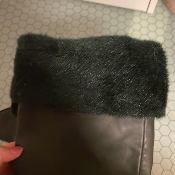 High Heel Boots - Picture 3 of 4